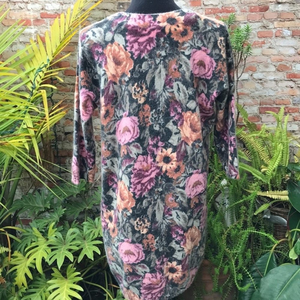 H&M Softest AngoraBlend Floral 3/4 Sleeve Sweater - Picture 9 of 14